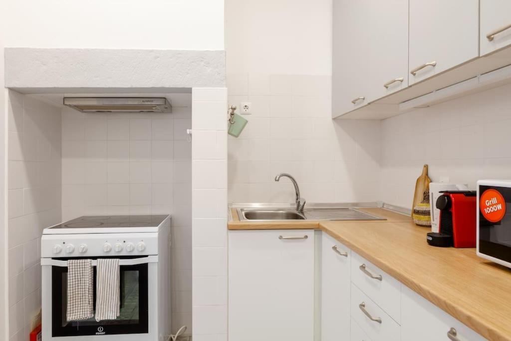 Two Bedroom Cozy Flat By River In Quiet Art Zone Lisboa Exterior foto